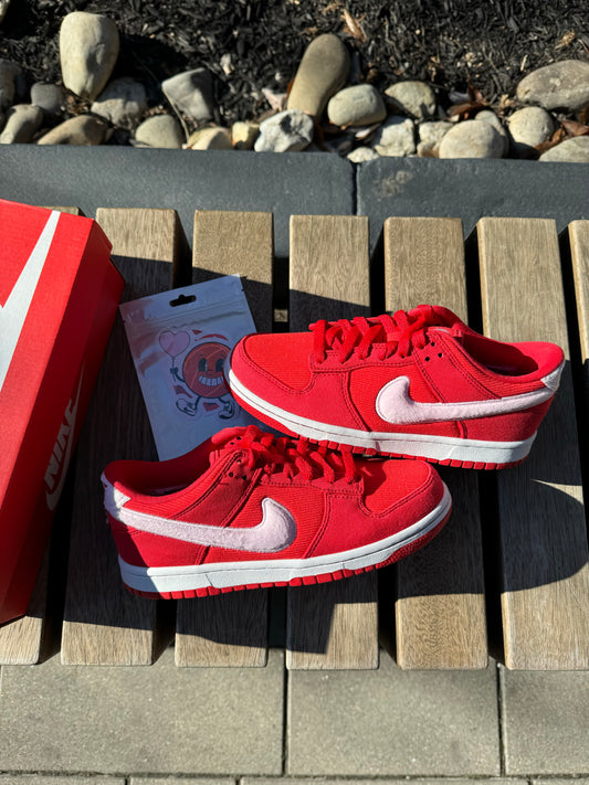 Nike Dunk Low “Valentines Day Red” (GS)