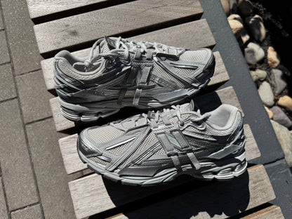 New Balance 1906A Concrete Silver Metallic *USED*