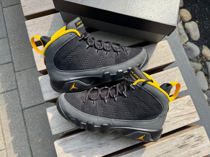 Jordan 9 Retro Dark Charcoal University Gold (GS) *USED*