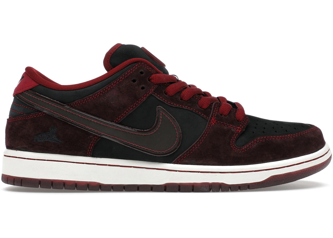 Nike SB Dunk Low Riot Skateshop