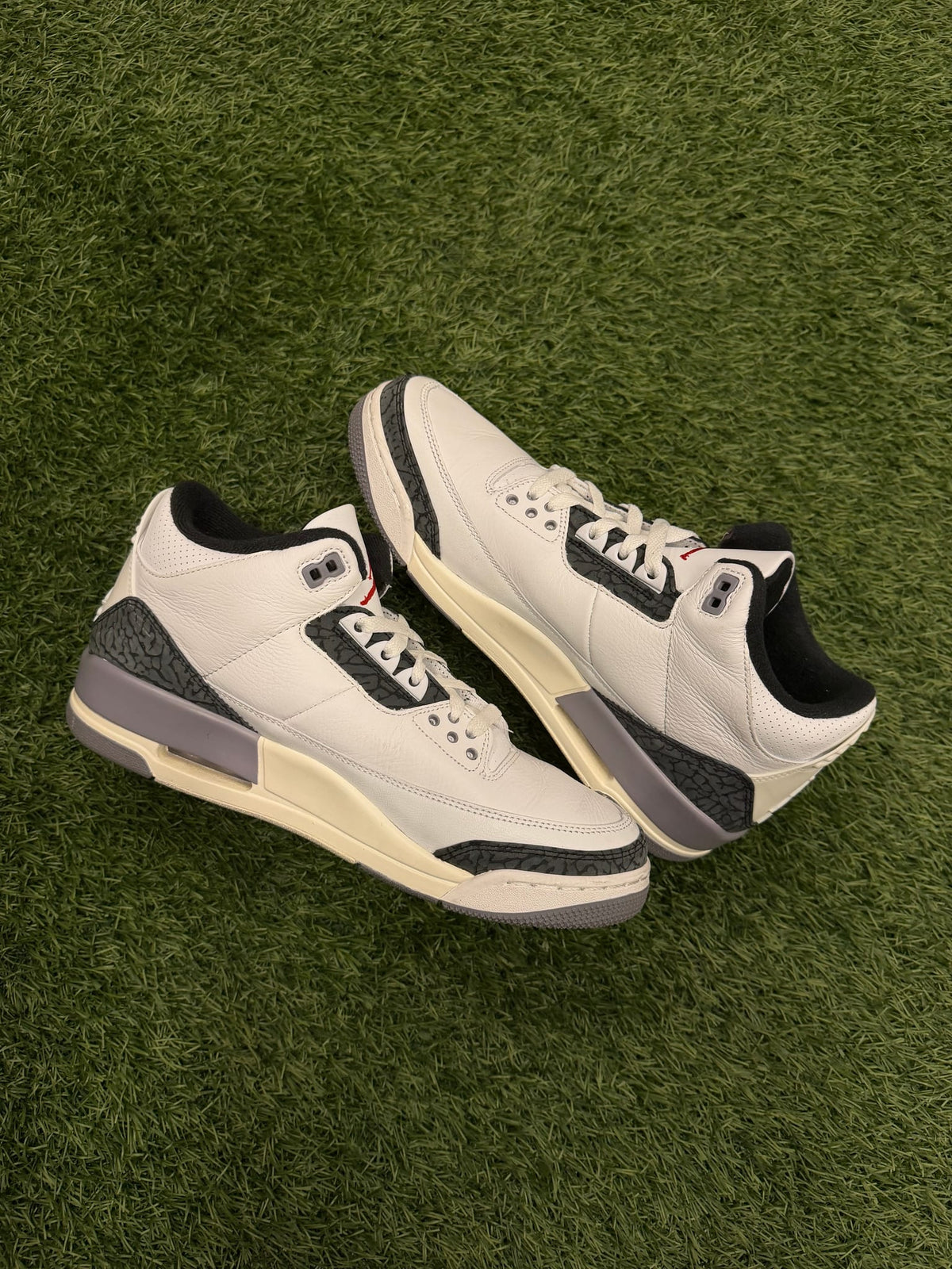 Jordan 3 Retro Cement Grey