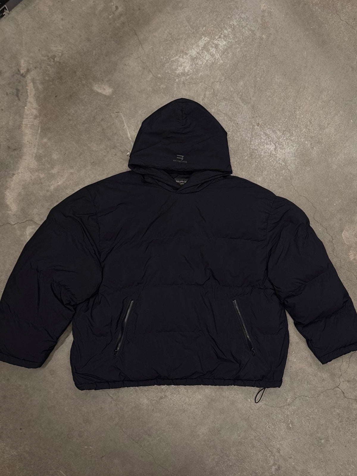 Balenciaga Sporty B Pull-Over Puffer Jacket Black