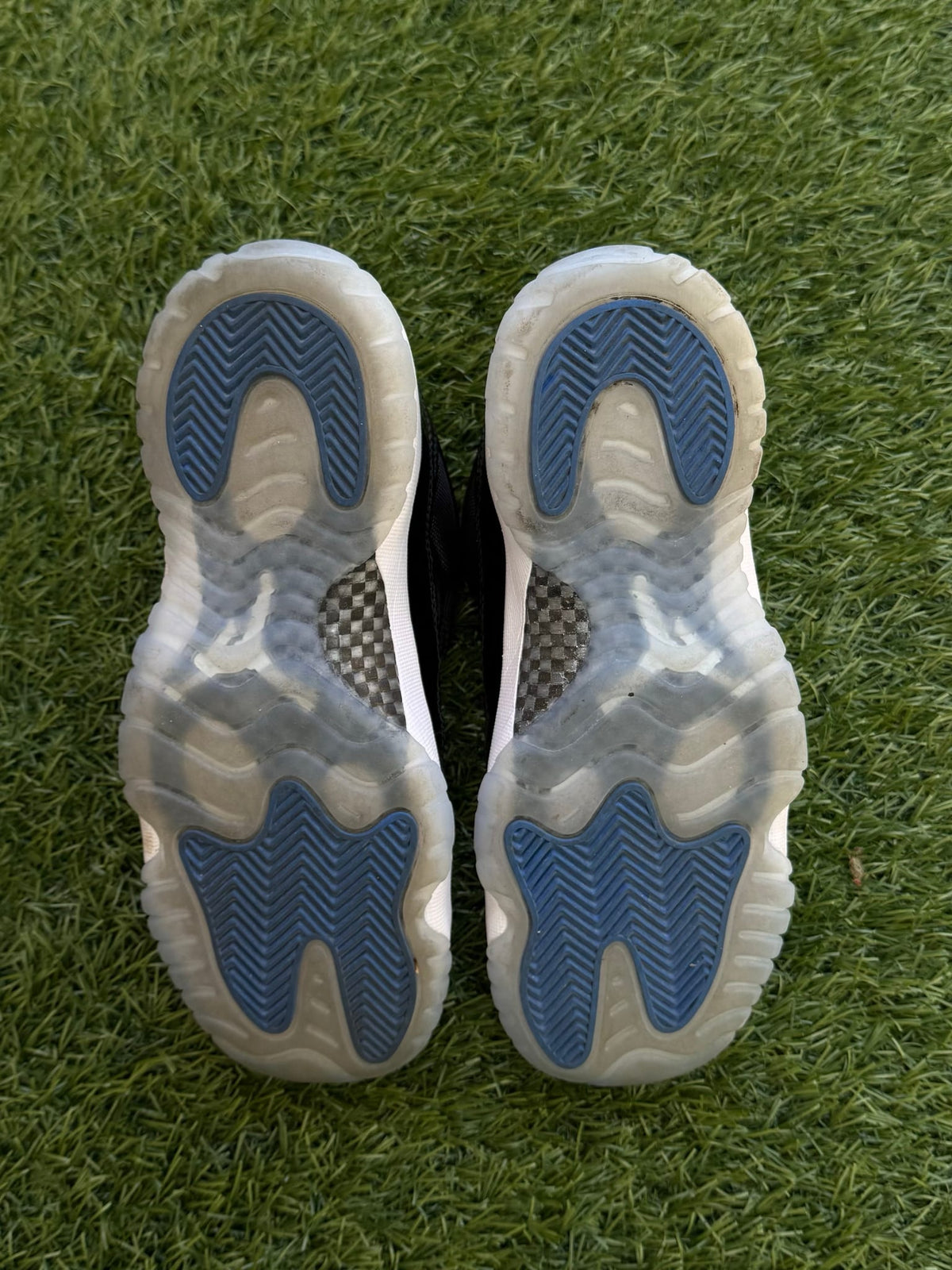 Jordan 11 Retro Low Space Jam (GS)