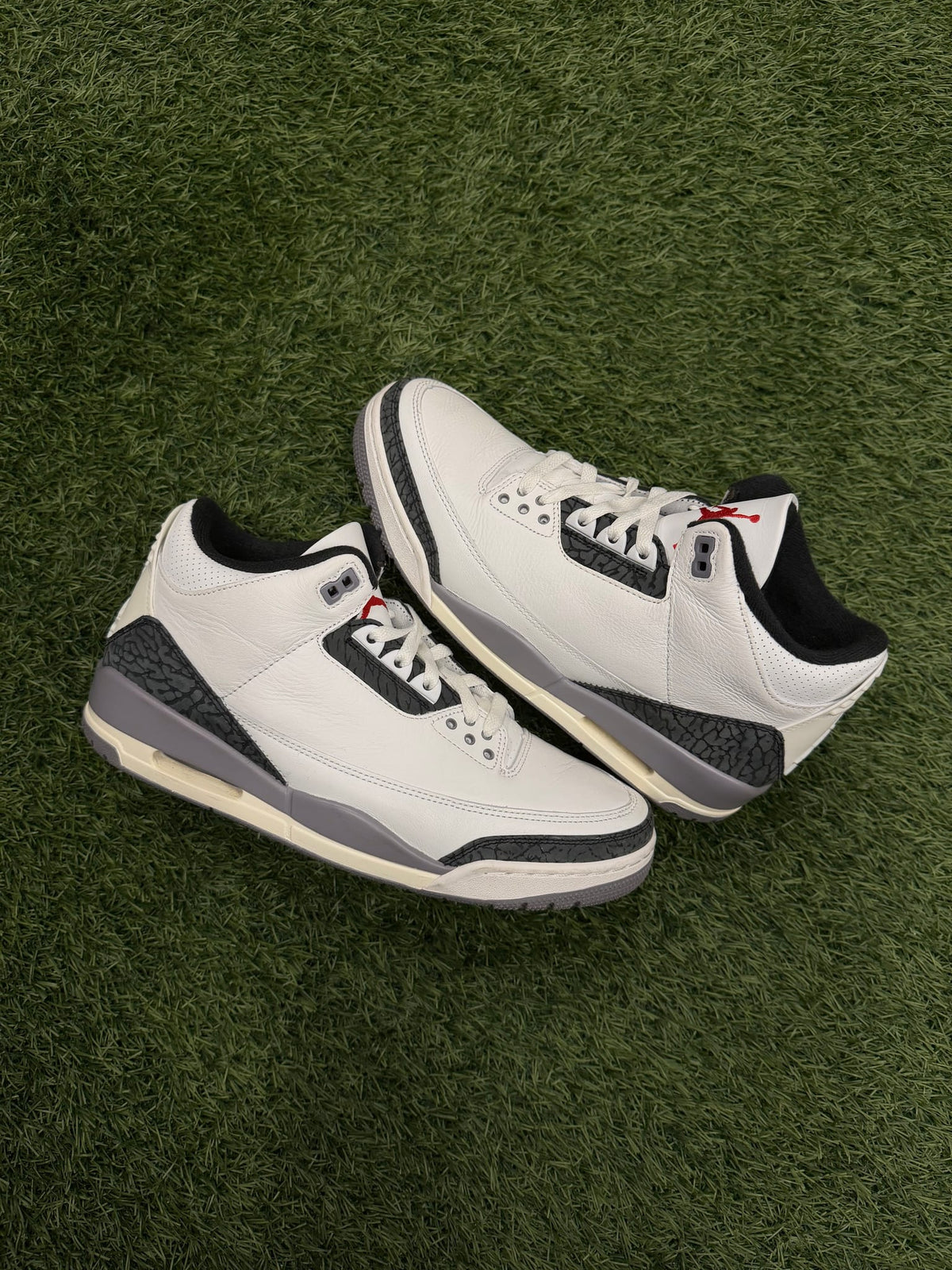 Jordan 3 Retro Cement Grey