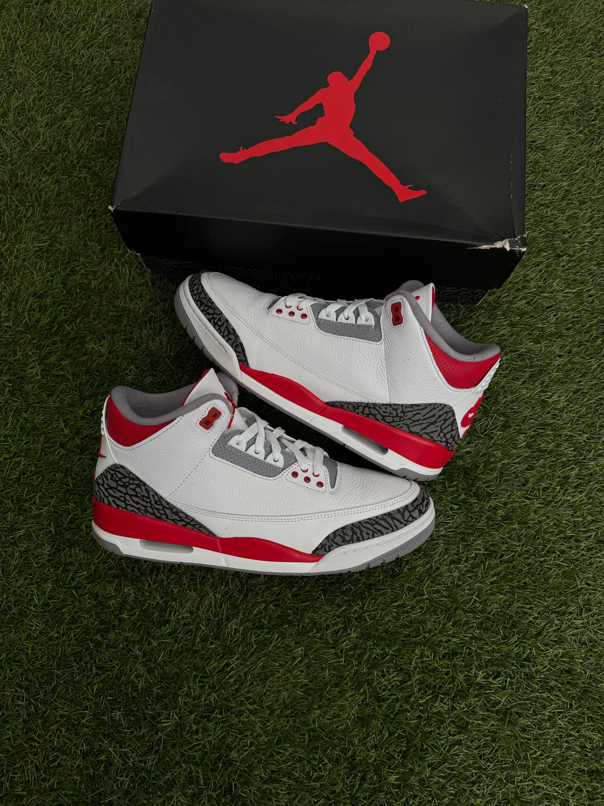 Jordan 3 Retro Fire Red (2022)