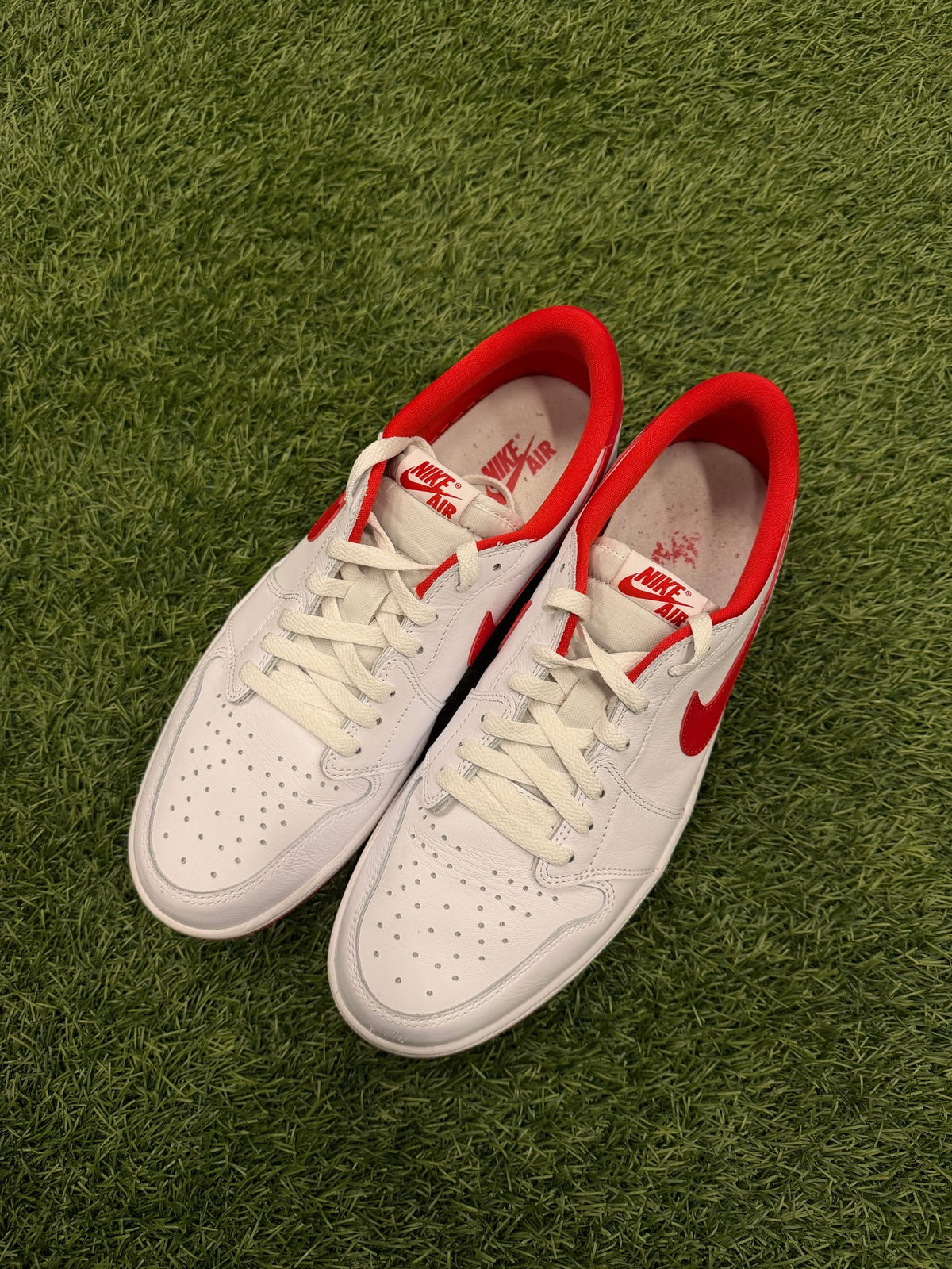 Jordan 1 Retro Low OG University Red